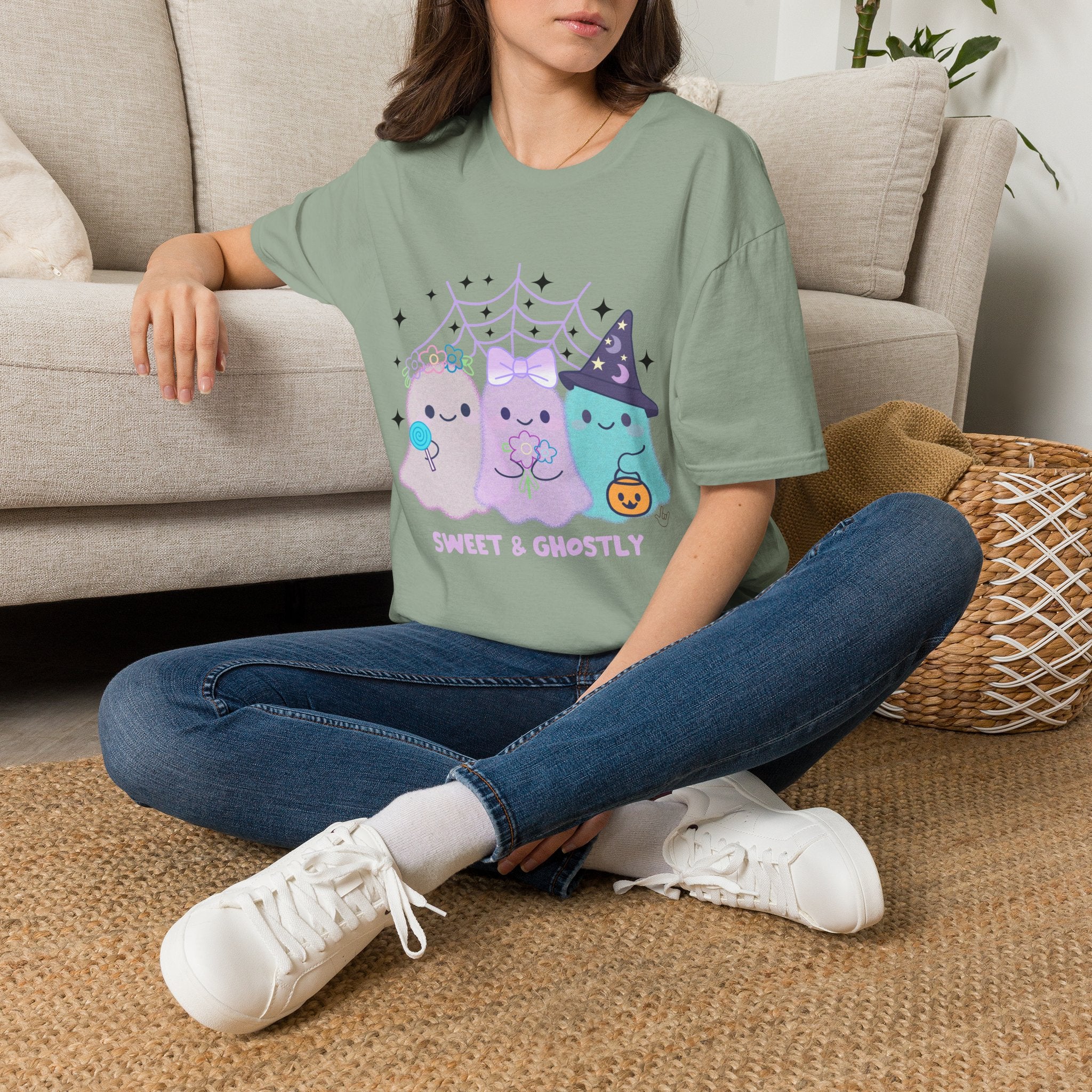 3 Friendly Ghosts "Sweet & Ghostly"  - T-Shirt