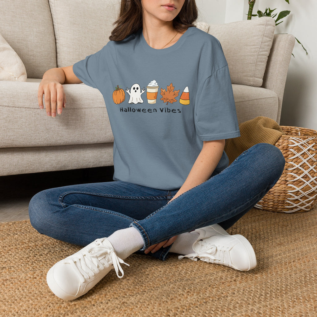 Halloween Vibes with Ghost saying "I love you" in ASL - T-Shirt