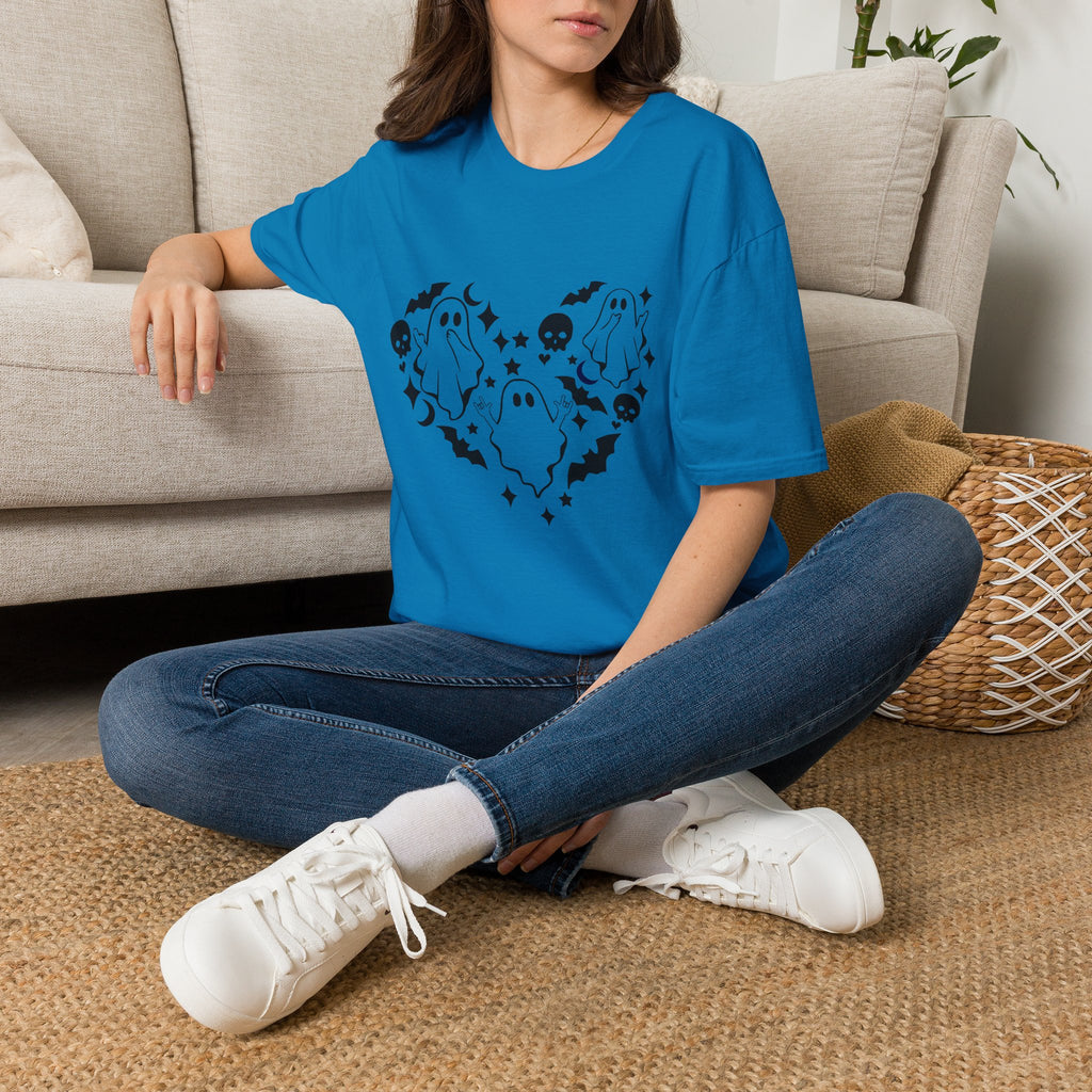 Ghosts with "I love you" in ASL floating of  Hearts, Skull, Bats -  T-Shirt