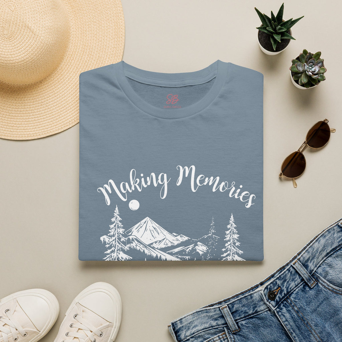 Making Memories Camping -  T‑Shirt