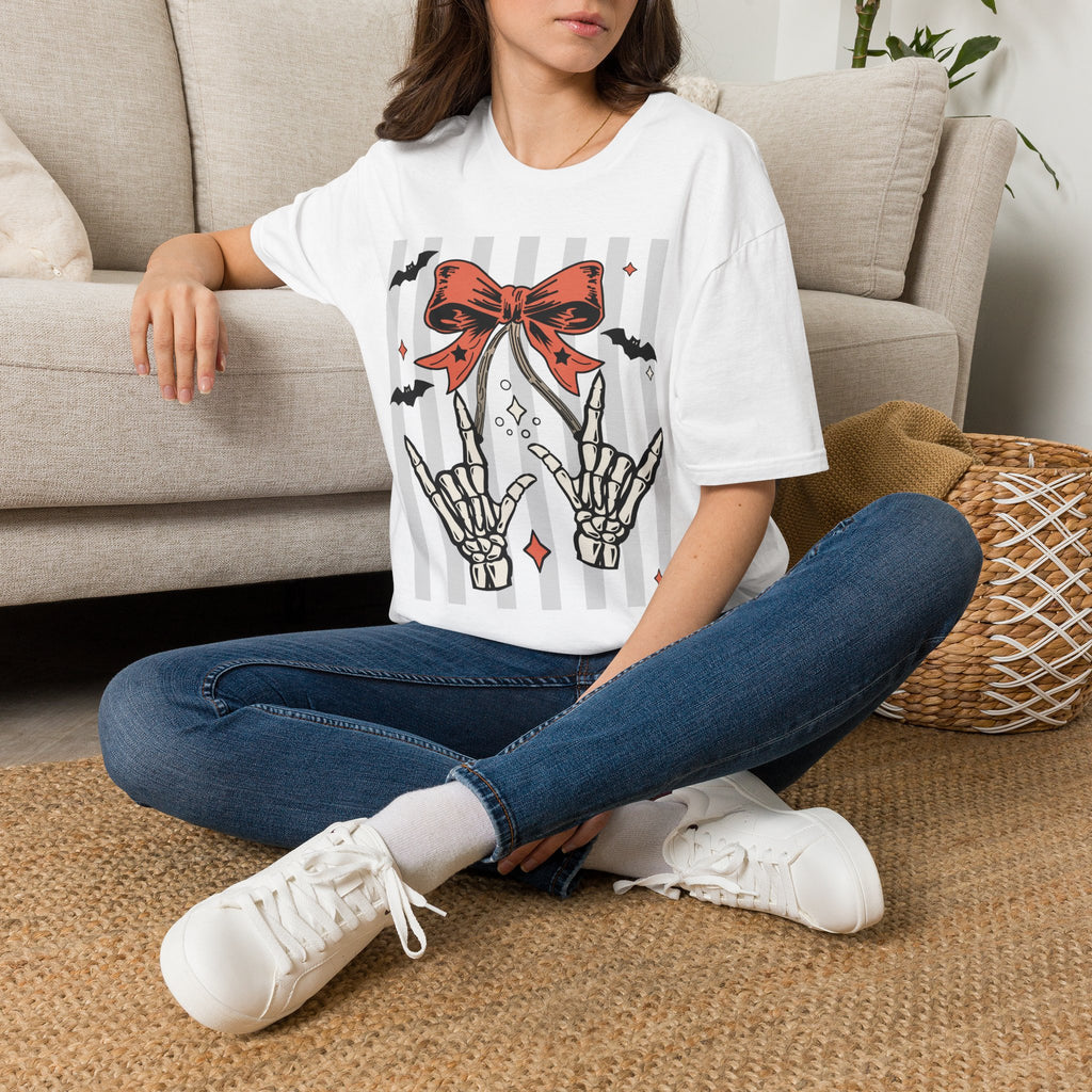 Spooky Skeleton "I Love you" ASL T-Shirt