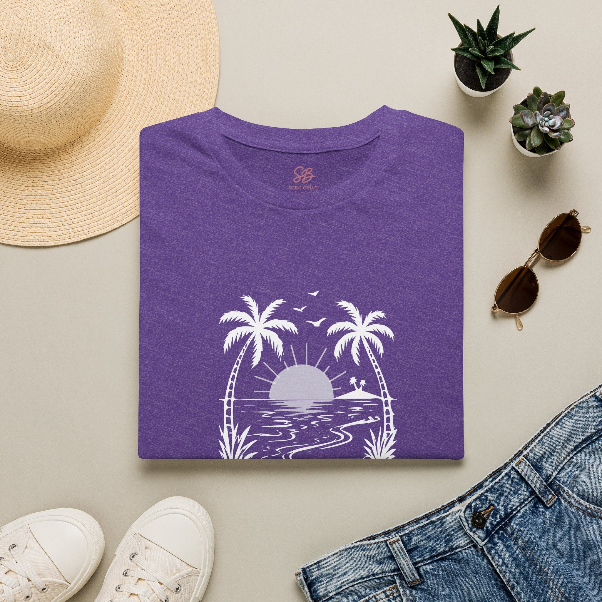 'Salt Water Heals Everything" of  white design -  T-Shirt